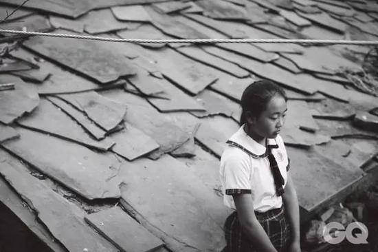 　　由于在节目的表现，王红林被贴上了“娇气”的标签。她甚至考虑离开家乡去读中学，以躲避议论和目光。