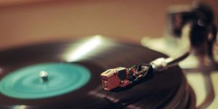 盗版歌曲下线听歌暂不收费