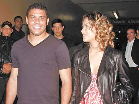 罗纳尔多与第三任妻子安东妮