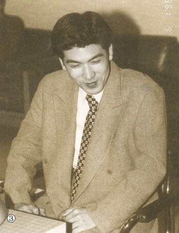 羽根直树击败丰云