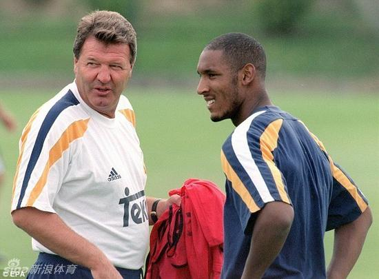 在皇马效力的阿内尔卡