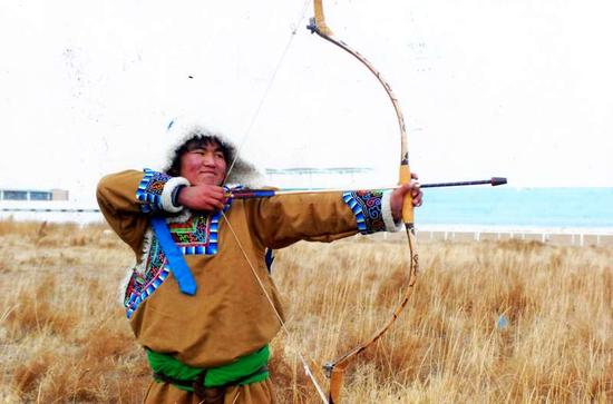 蒙古男儿三艺 射箭