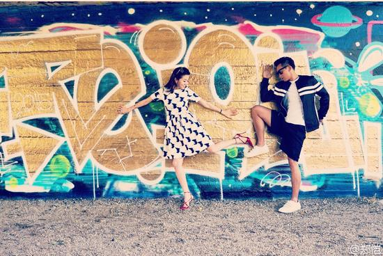 郑爽程晓玥的俏皮合影