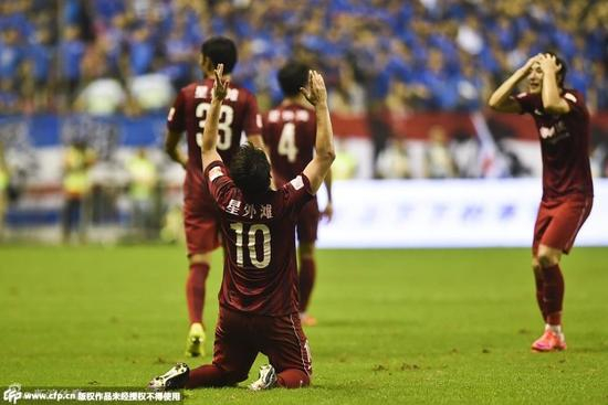 孔卡两次传球导演上港逆转