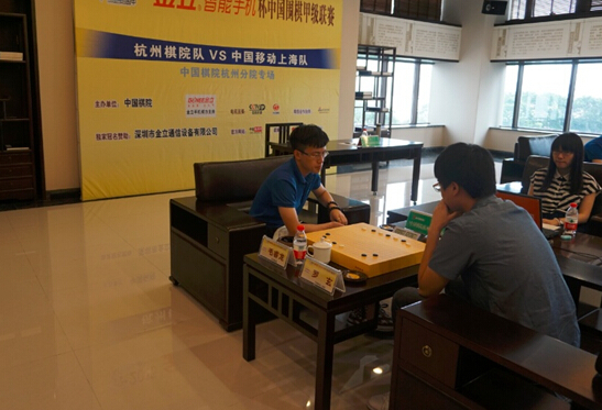 毛睿龙（黑）对 罗玄（白）