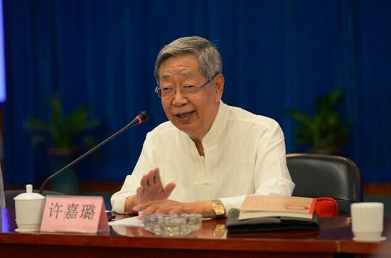 十届全国人大常委会副委员长、中华炎黄文化研究会会长许嘉璐