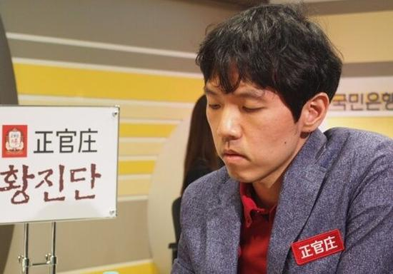 李昌镐在比赛中