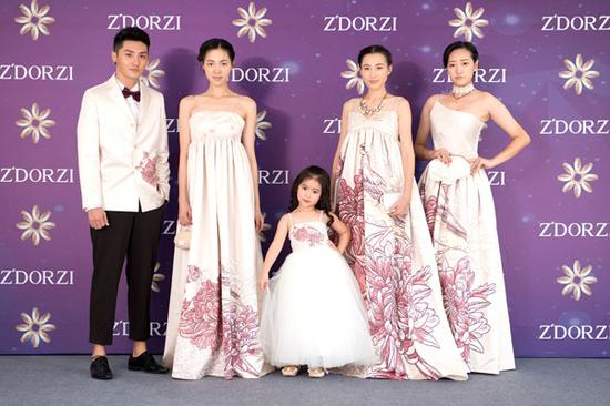 　Z‘Dorzi·Goddess Age 入围总决赛名单揭晓