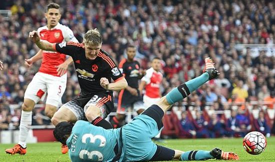 小猪错失良机，切赫救险