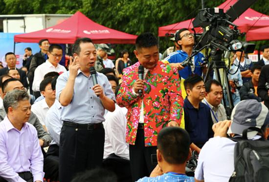　采访中共岳阳市委副书记、市长 刘和生