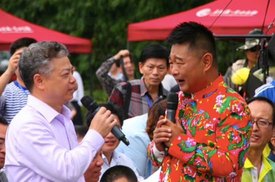 　采访中共岳阳市委书记 盛荣华