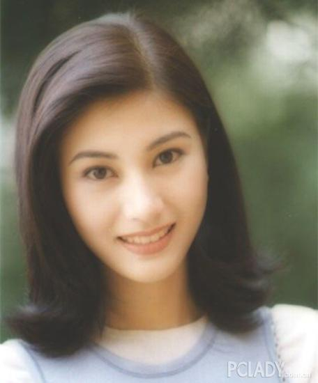 年轻时的李嘉欣