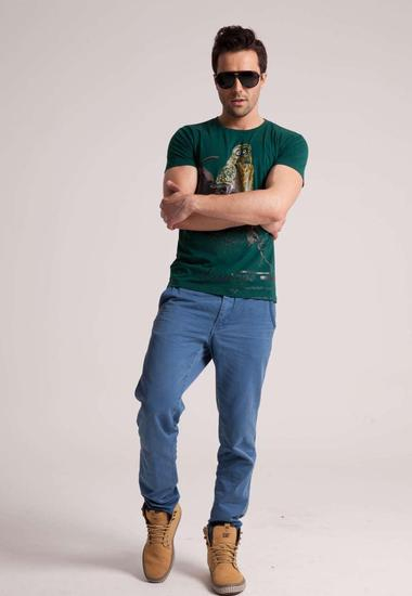 要爱情先把自己的双臂放下来