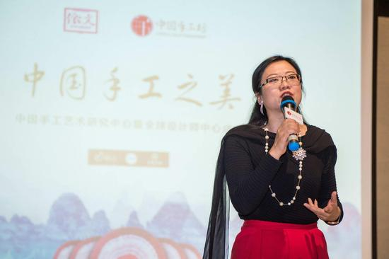 依文集团董事长，中国手工坊创始人，夏华