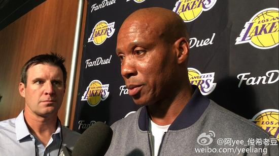 斯科特接受采访