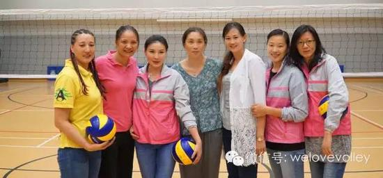 左起：王丽娜、殷茵、诸韵颖、孙玥、李雯、邱爱华、桂超然