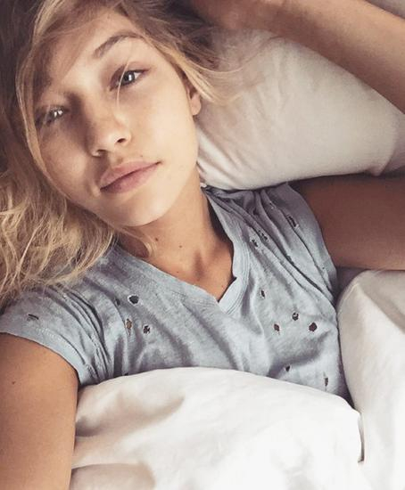 Gigi经常在Ins上发素颜自拍