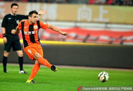 米西莫维奇本赛季点球3罚仅1中