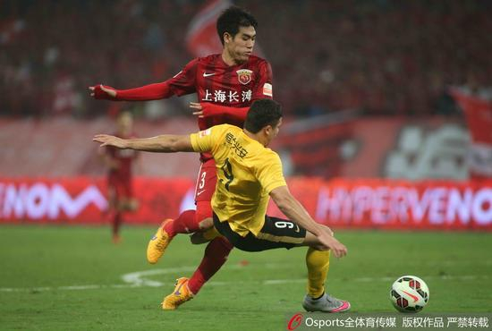 下半场比上半场更容易出现点球