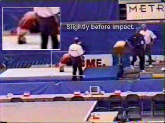 截图六：头部着地