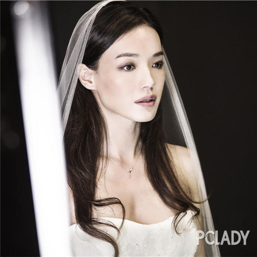 新娘妆扮的舒淇