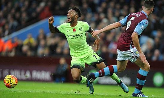 曼城疑似点球未判