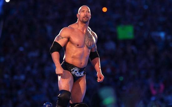 好莱坞影星“巨石”强森也是摔角选手出身