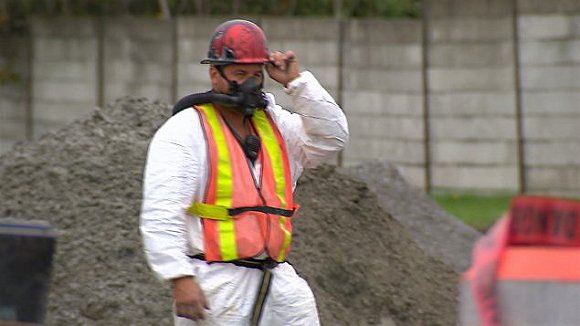  加拿大魁北克待处理的石棉尾矿，图片来源：Radio-Canada