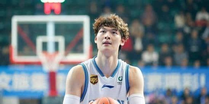 王哲林太厉害了吧!状态好到炸,有点像樱木花道