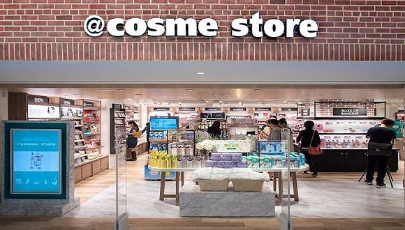 香港首家@cosme store