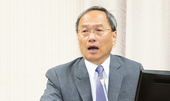  台“侨委会”委员长吴新兴（台媒）