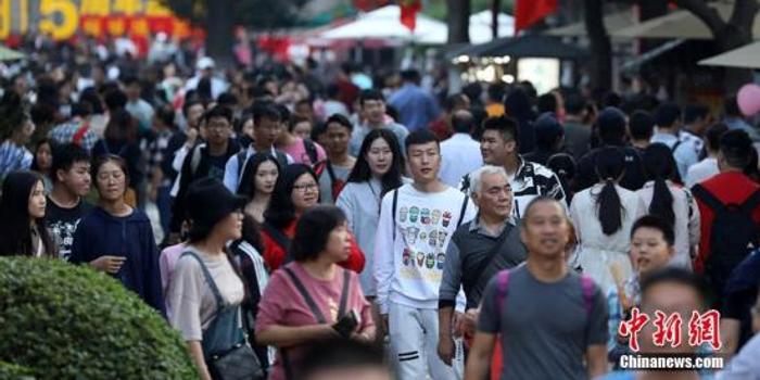 2018年中国国庆假期国内游客达7.26亿人次