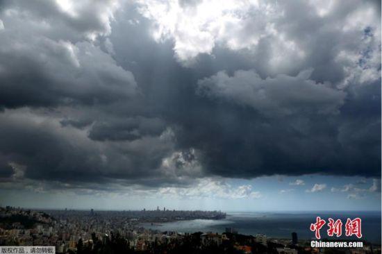 黎巴嫩首都黑云压城 场景壮观