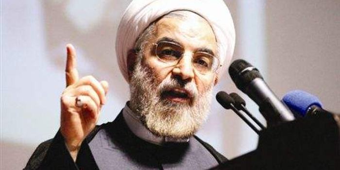 伊朗总统警告美国:若伊朗石油出口受阻将封锁