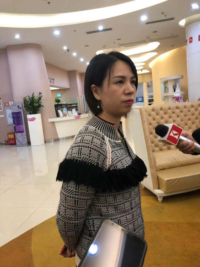 11月27日，深圳和美妇儿科医院总经理程珍接受新京报记者采访。