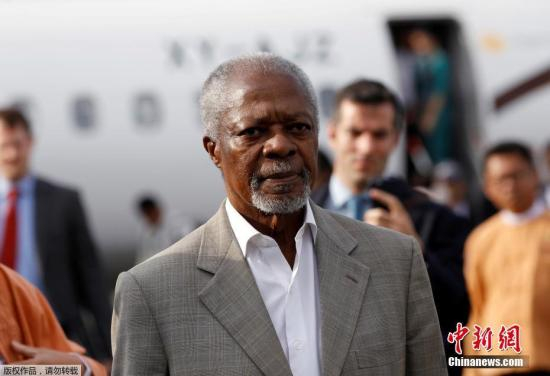 　　2001年10月12日挪威诺贝尔委员会宣布，联合国与联合国秘书长安南共同分享2001年诺贝尔和平奖。该委员会表示，这一决定是为了表彰安南为创建一个更有组织与和平的世界所作出的努力。（资料图）