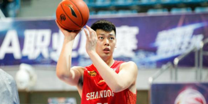 朱荣振:篮下技术需加强,祝陶汉林明天隔扣顺利