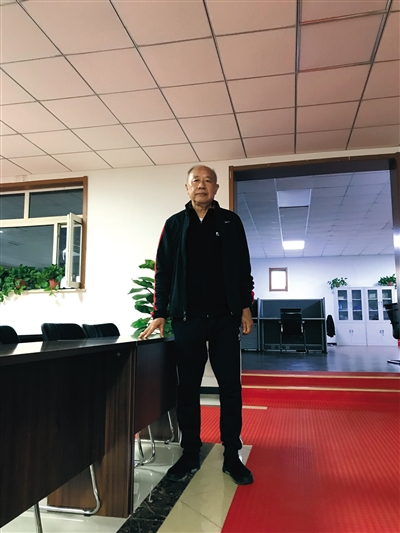 9月底，牟其中接受新京报采访。