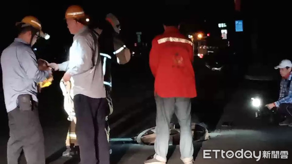 消防人员赴现场检修（图片来源：台湾“东森新闻网”）