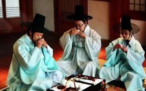 从“式三献”着手研究日式宴会礼仪究竟是怎样的 | 日本传统