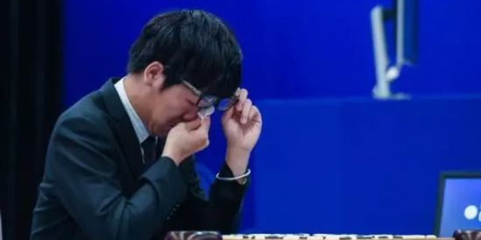 关注 | 中国围棋第一人柯洁食言再战人工智能