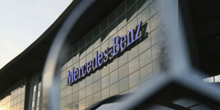 奔驰事件再升级:银保监会、西安税务均宣布介