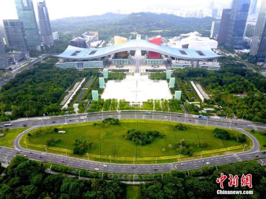 图为航拍深圳市民中心广场。（资料图片） 中新社记者 陈文 摄