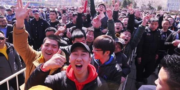 CBA总决赛:辽篮门票价格暴涨但一票难求,感谢