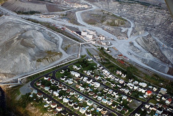  加拿大魁北克石棉镇，图片来源：Flickr网站