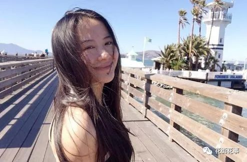 曾主持过旅游节目《美丽目的地》和《有多远走多远》