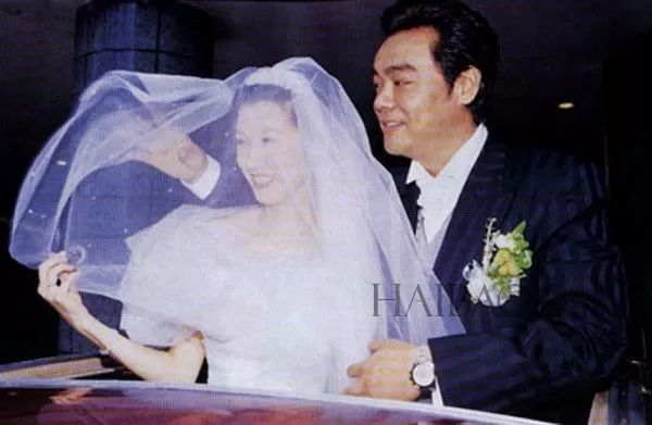 刘青云与郭蔼明婚礼，1999年