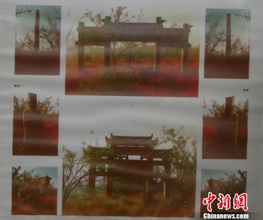 　　翁氏后人上世纪90年代拍摄的翁梅斋墓，仍可看到石马、石翁仲、华表等构件，如今淹没淤泥废土中难寻踪迹。　陈启任 摄