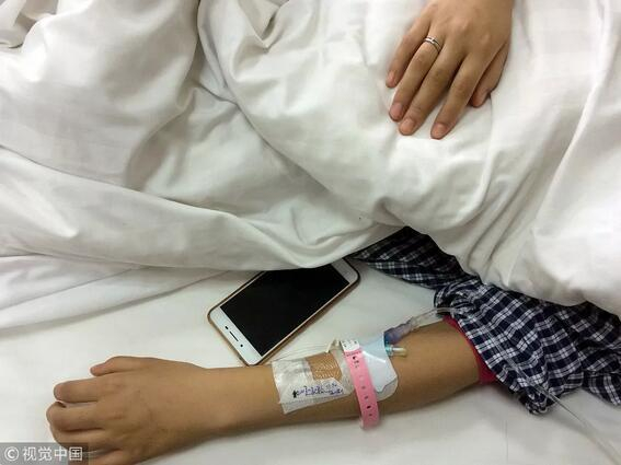 西安女孩乘坐网约车昏迷 / 视觉中国