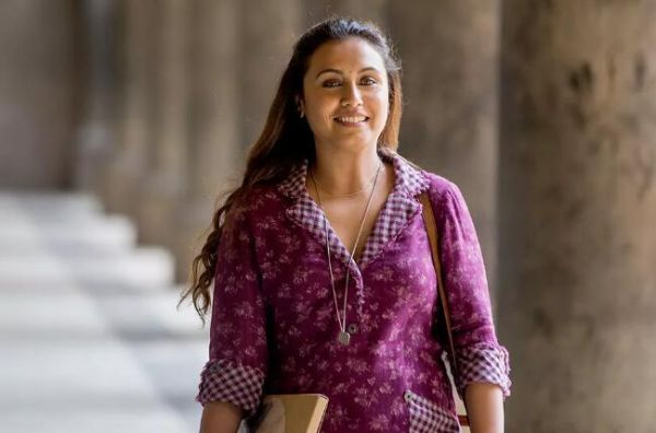 印度宝莱坞演员拉妮·慕克吉在《嗝嗝老师》中剧照